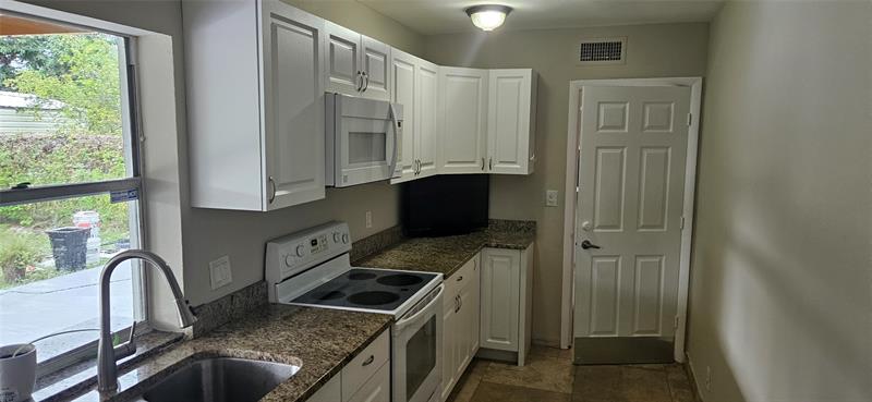 Image 13 of 26 For 501 65th Ave