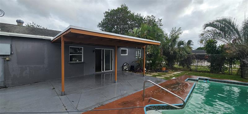 Image 7 of 26 For 501 65th Ave