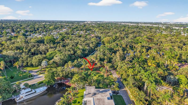 Image 5 of 54 For 2500 Riverland Rd