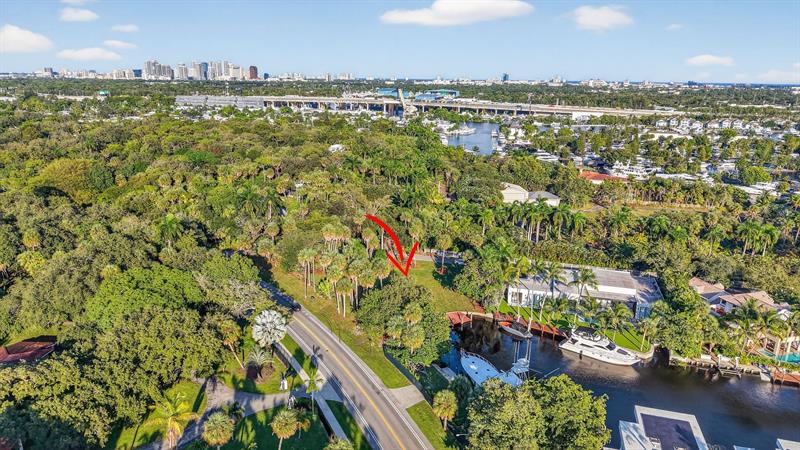 Image 7 of 54 For 2500 Riverland Rd