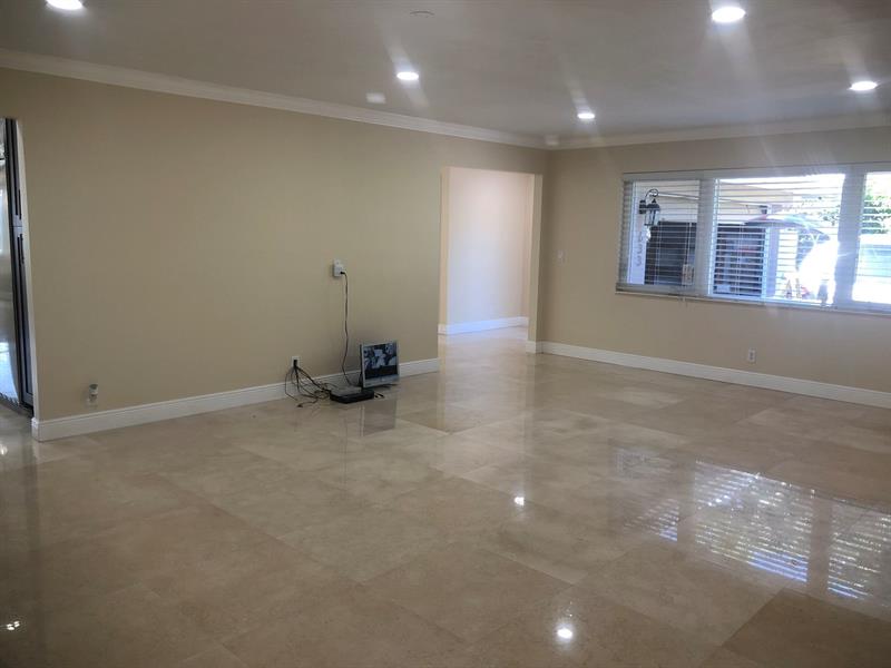 Image 3 of 12 For 633 Solar Isle Dr