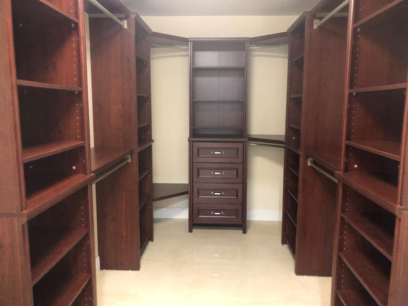 Image 6 of 12 For 633 Solar Isle Dr