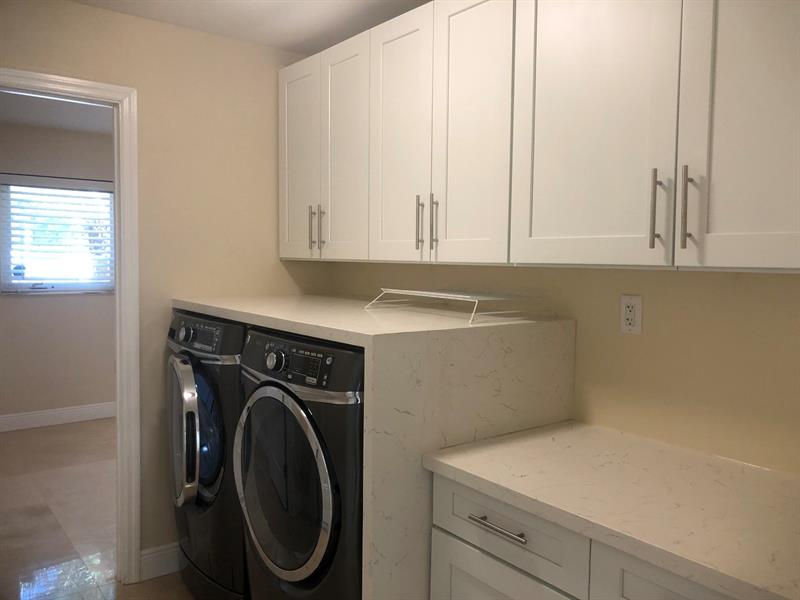 Image 9 of 12 For 633 Solar Isle Dr