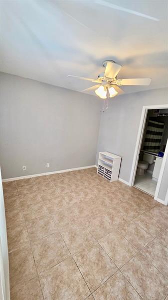 Image 11 of 17 For 5400 Jubilee Way  205