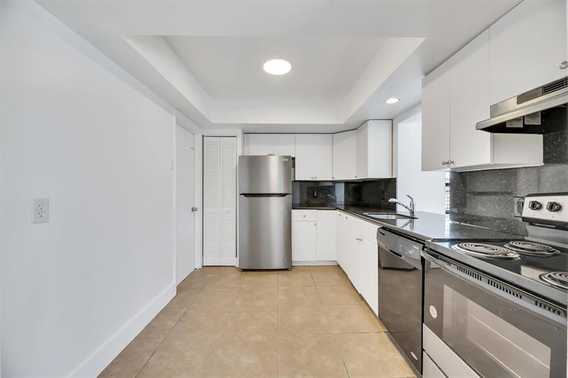 Image 14 of 40 For 180 78th Ave