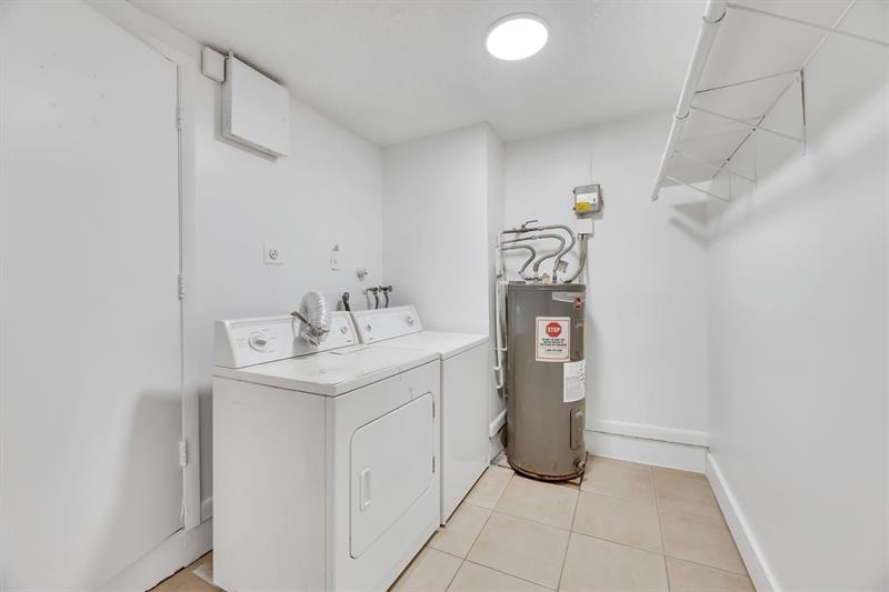 Image 18 of 40 For 180 78th Ave