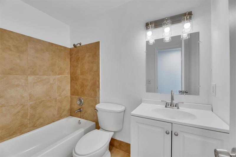 Image 26 of 40 For 180 78th Ave