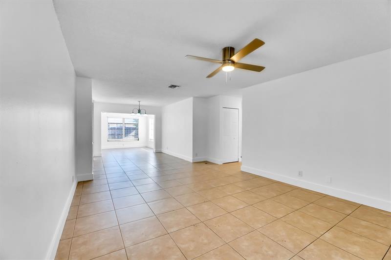 Image 5 of 40 For 180 78th Ave