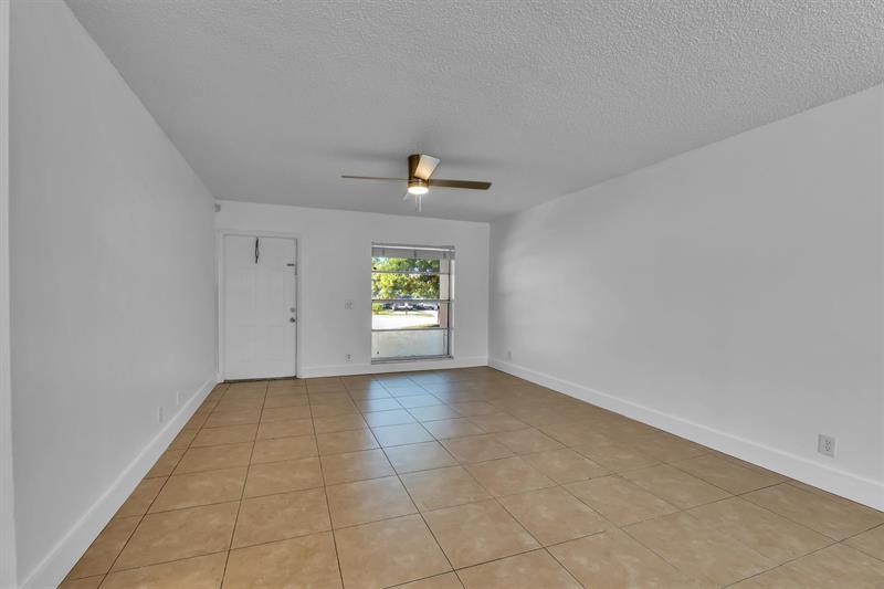 Image 8 of 40 For 180 78th Ave