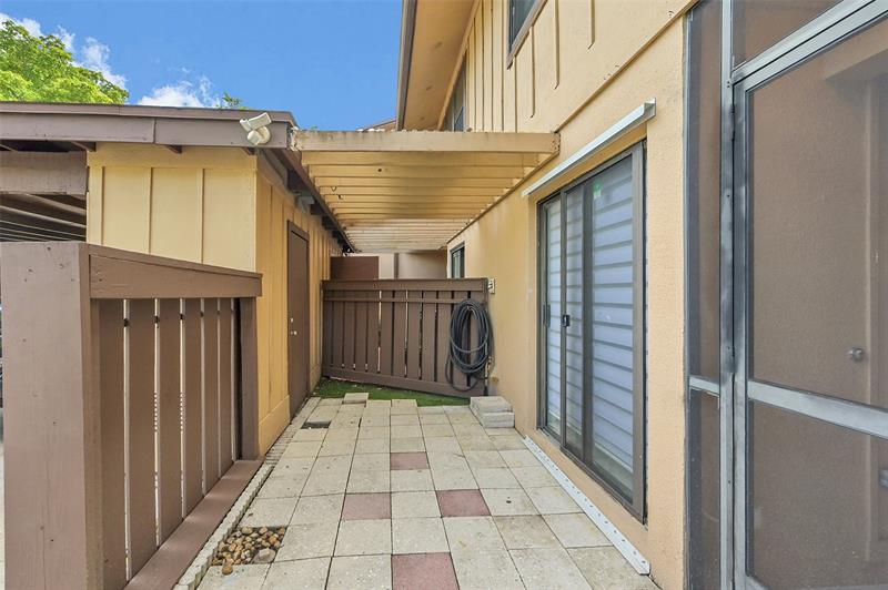 Image 35 of 35 For 9962 Royal Palm Blvd  9962