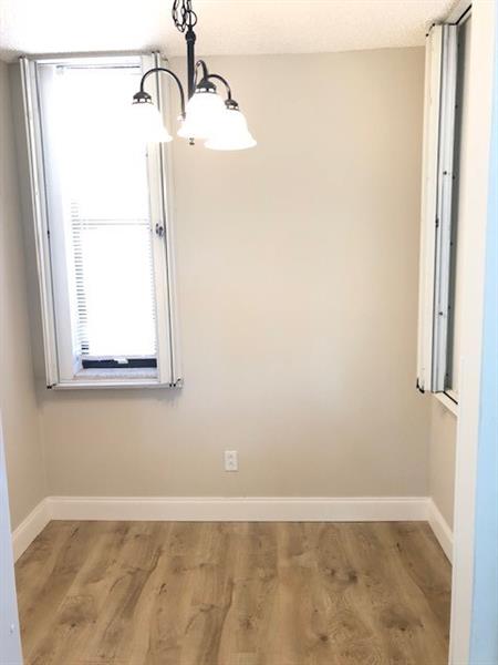 Image 7 of 19 For 6800 Cypress Rd  511