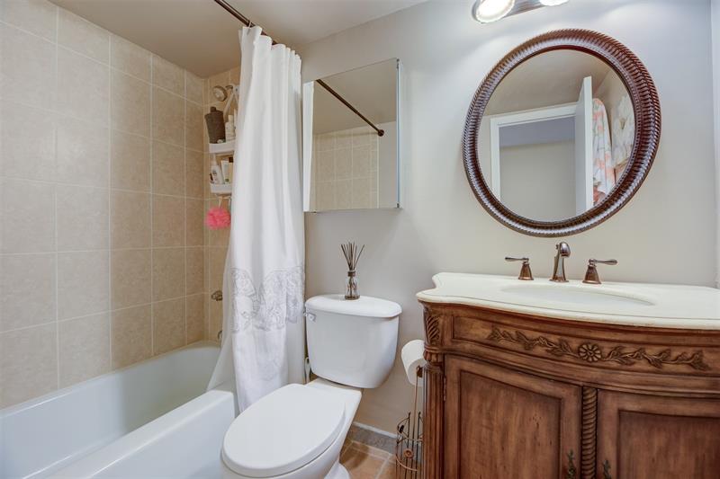 Image 18 of 55 For 305 Pompano Beach Blvd  1003