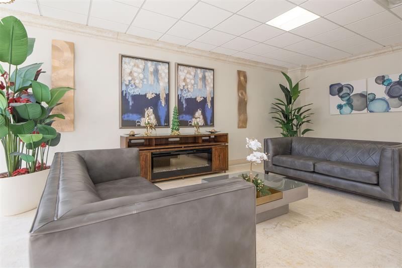 Image 45 of 55 For 305 Pompano Beach Blvd  1003