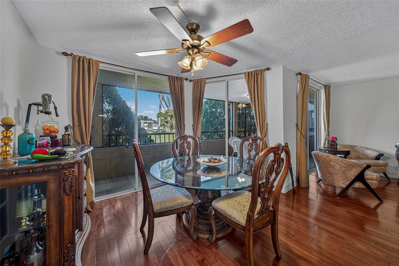 Image 10 of 45 For 4702 Fountains Dr  205