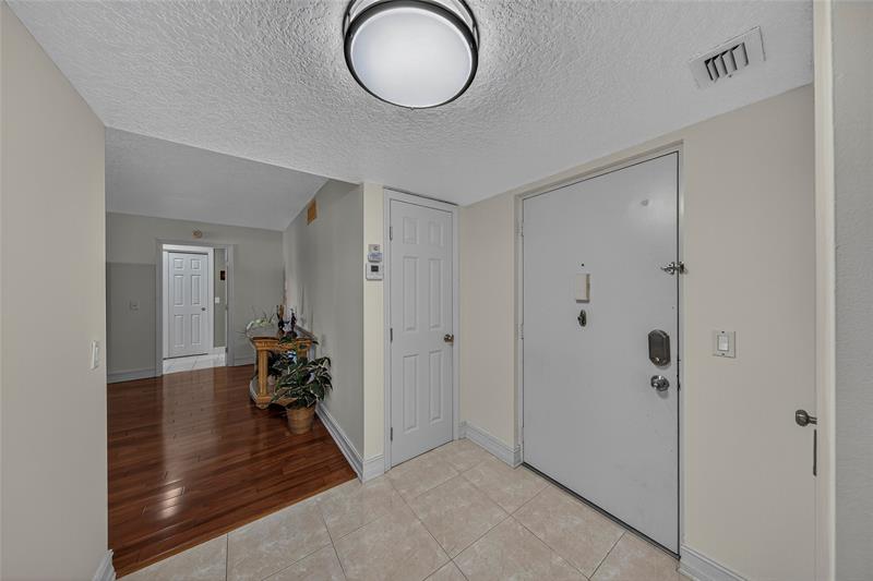 Image 18 of 45 For 4702 Fountains Dr  205