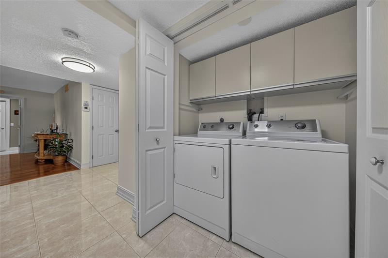 Image 20 of 45 For 4702 Fountains Dr  205