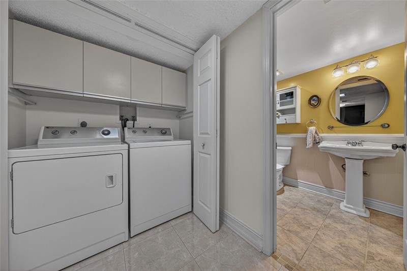 Image 21 of 45 For 4702 Fountains Dr  205