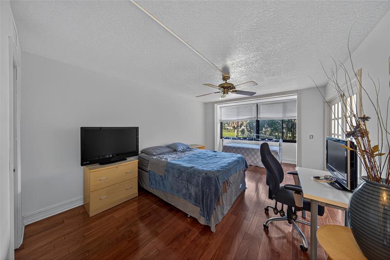 Image 24 of 45 For 4702 Fountains Dr  205