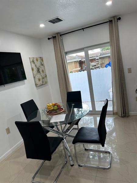 Image 6 of 8 For 6100 35th St