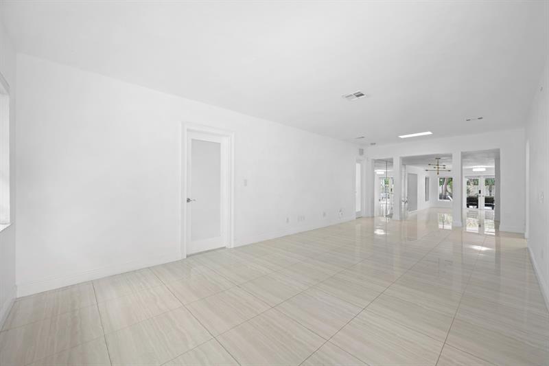 Image 19 of 48 For 1311 Monroe St