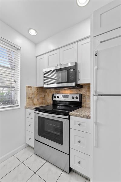 Image 5 of 11 For 2130 42nd Ct  1