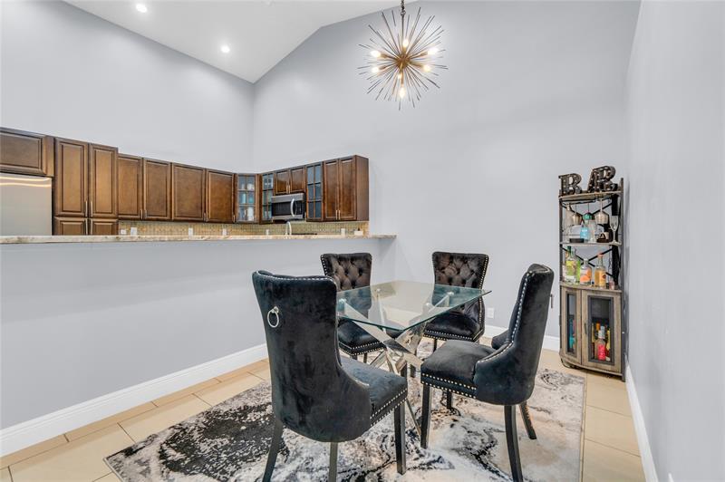 Image 27 of 40 For 3003 La Mirage  3003