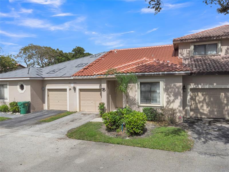 Image 33 of 40 For 3003 La Mirage  3003