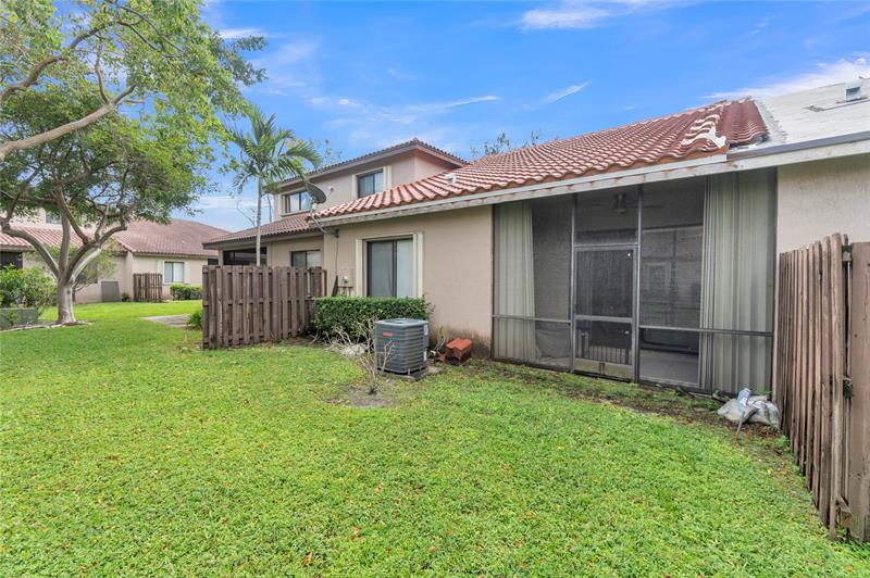 Image 36 of 40 For 3003 La Mirage  3003