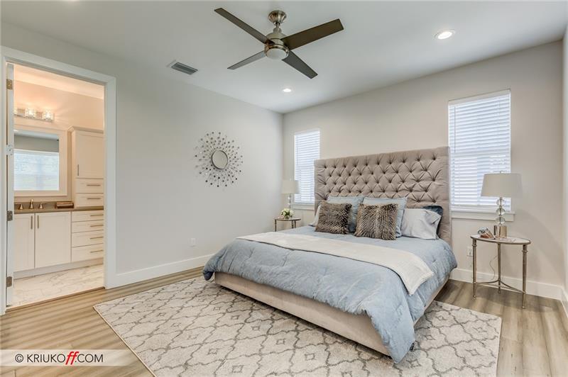 Image 11 of 13 For 637 12 Ave  637