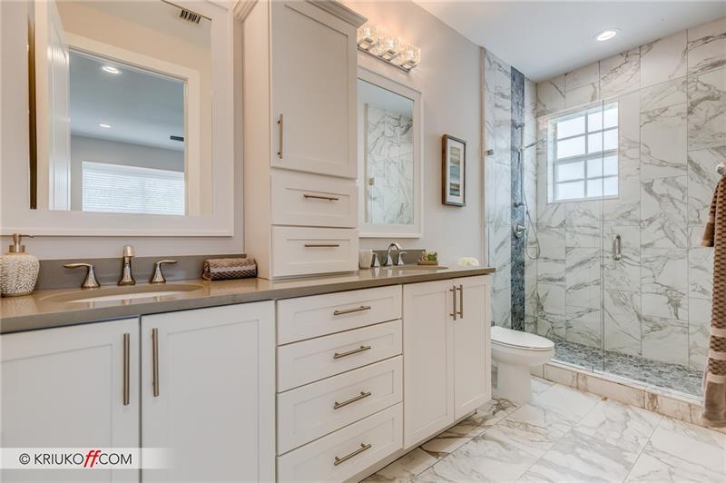 Image 9 of 13 For 637 12 Ave  637