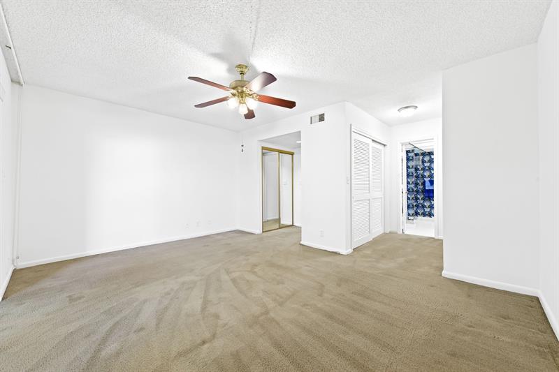 Image 13 of 24 For 6491 Racquet Club Dr. 36