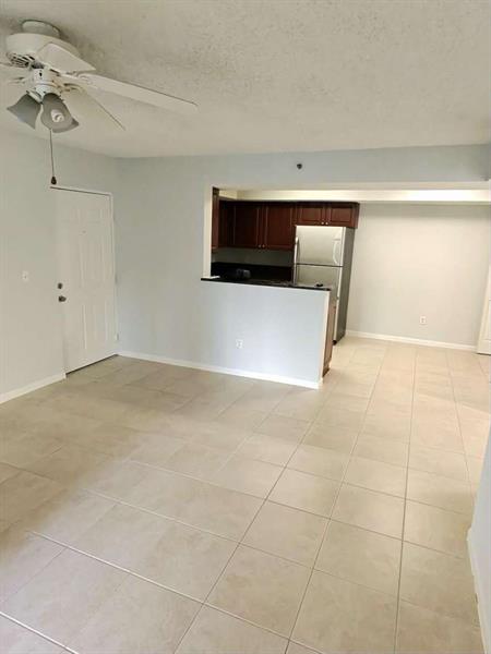 Image 4 of 14 For 5560 61st St  707