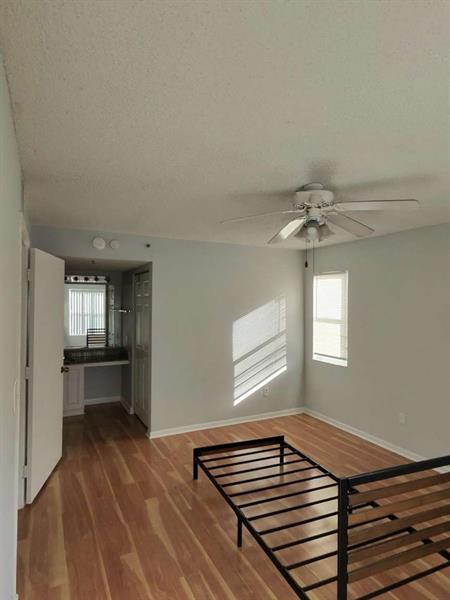 Image 5 of 14 For 5560 61st St  707