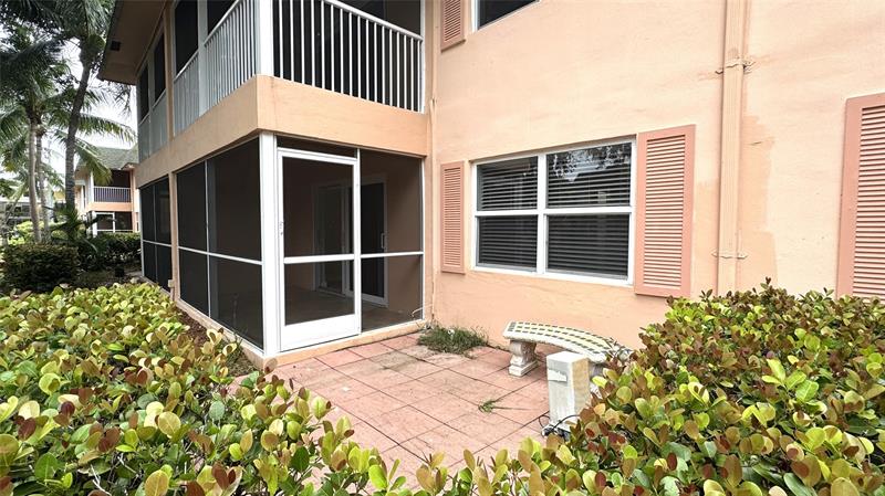 Image 18 of 25 For 760 2nd Ave  D111