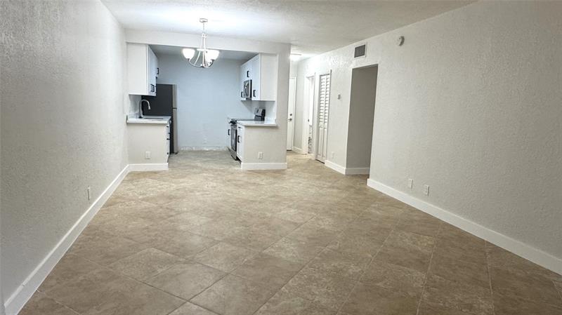 Image 7 of 25 For 760 2nd Ave  D111