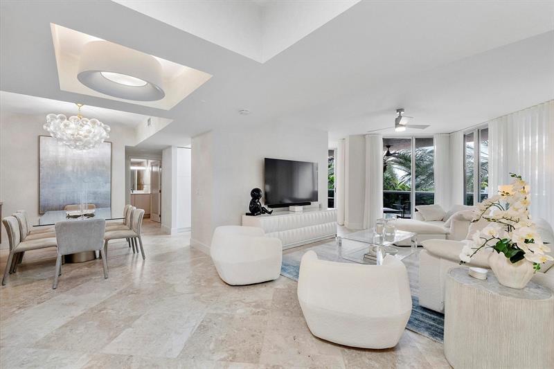 Image 3 of 41 For 3100 Ocean Blvd  406