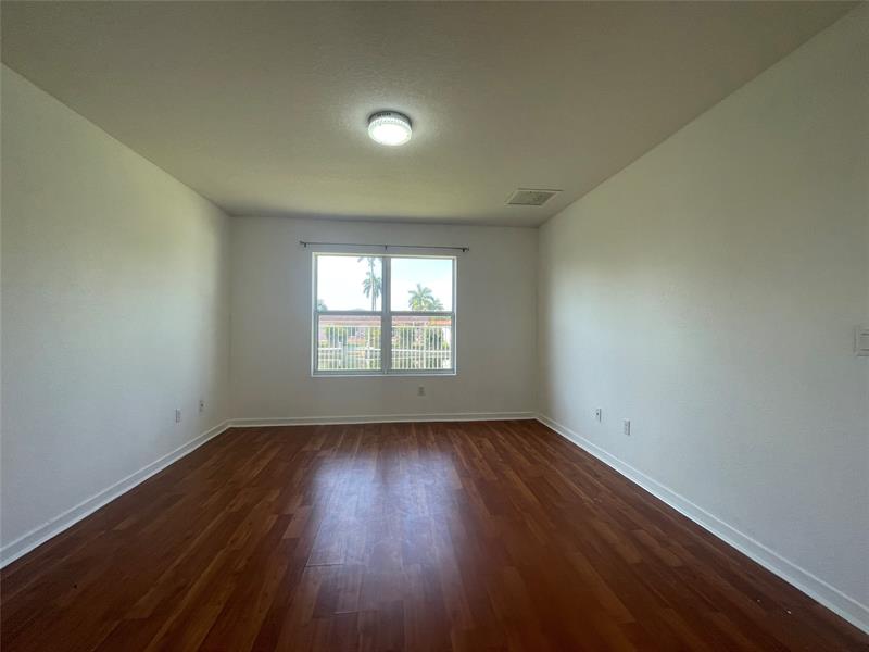 Image 12 of 26 For 1230 208th St