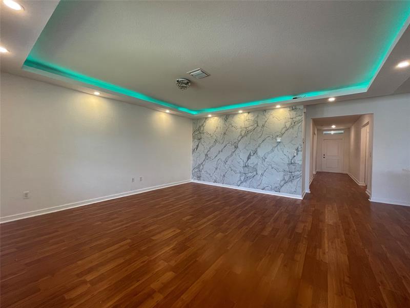 Image 8 of 26 For 1230 208th St