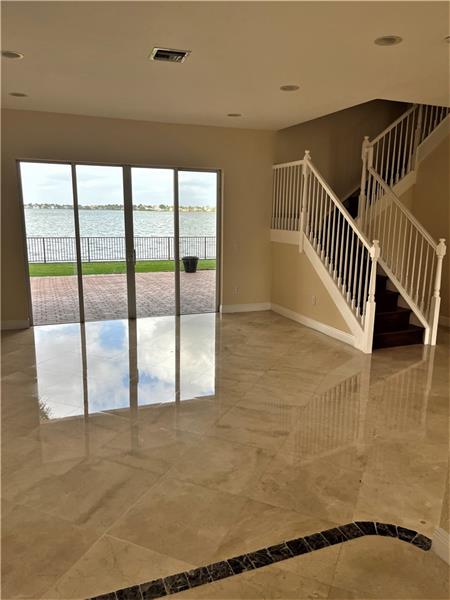 Image 18 of 53 For 17989 54th St