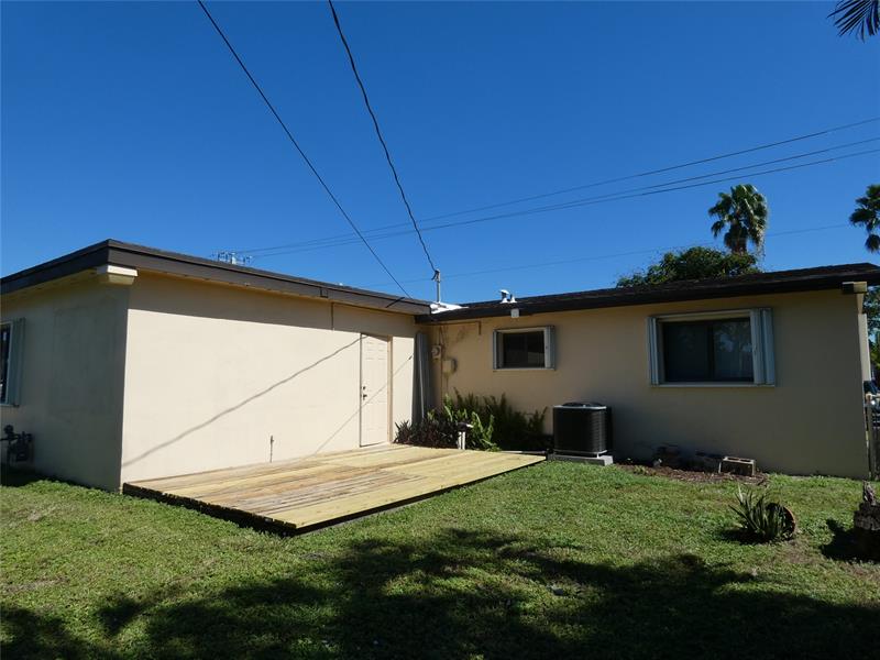 Image 5 of 16 For 17920 82nd Ave