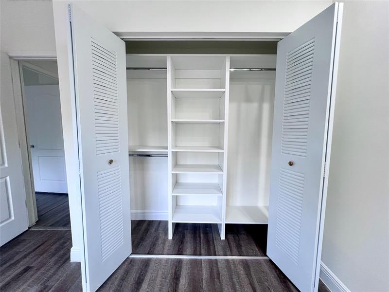 Image 7 of 20 For 7707 7 Street  2-615