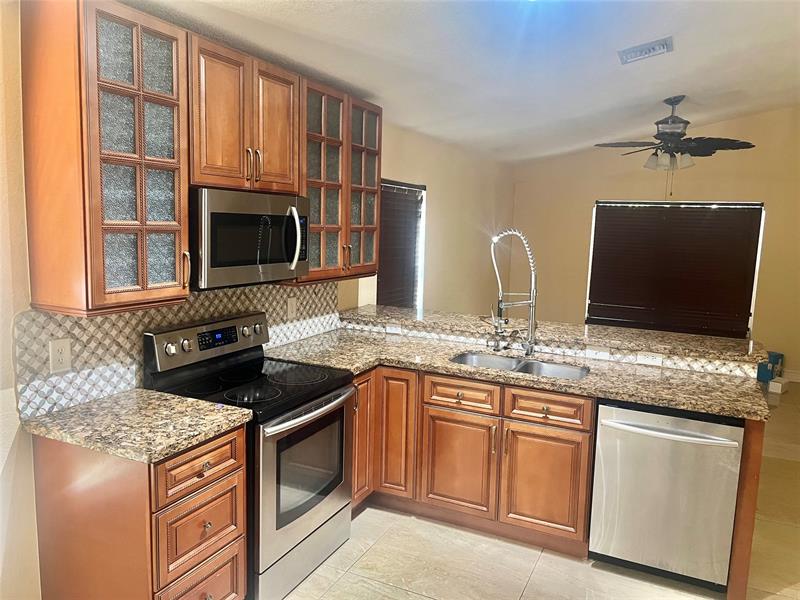 Image 13 of 33 For 2036 183rd Cir