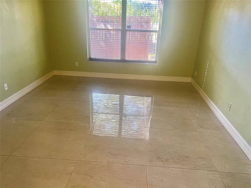 Image 19 of 33 For 2036 183rd Cir