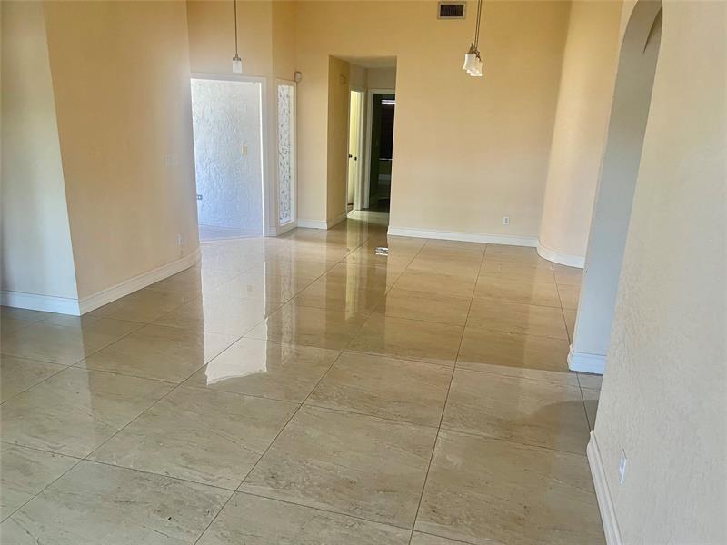 Image 5 of 33 For 2036 183rd Cir