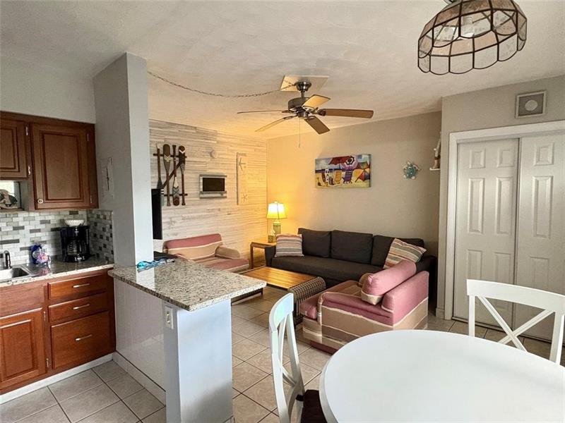 Image 4 of 15 For 120 20th Ave  2