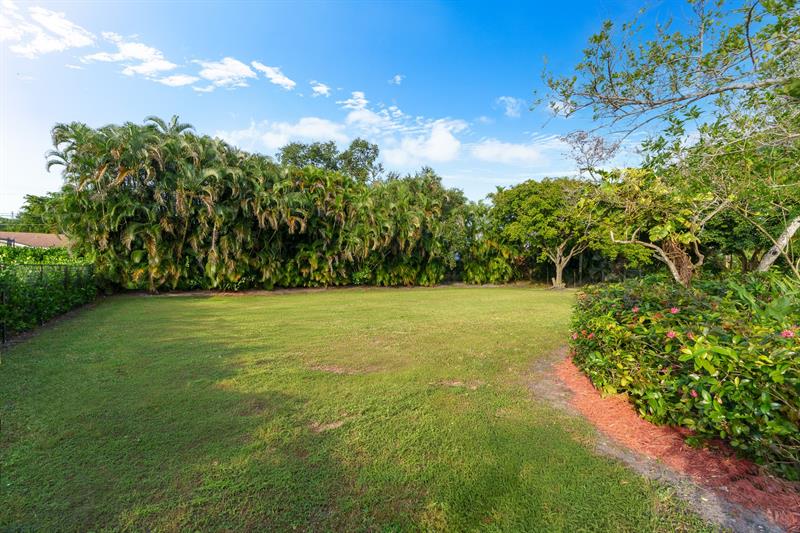 Image 35 of 51 For 5973 54th Ct