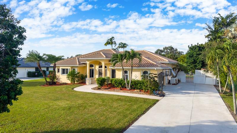 Image 38 of 51 For 5973 54th Ct