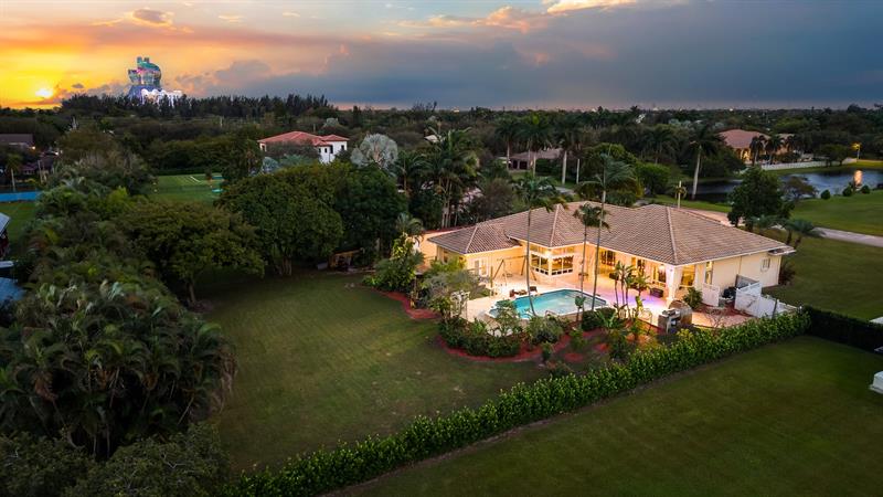 Image 47 of 51 For 5973 54th Ct