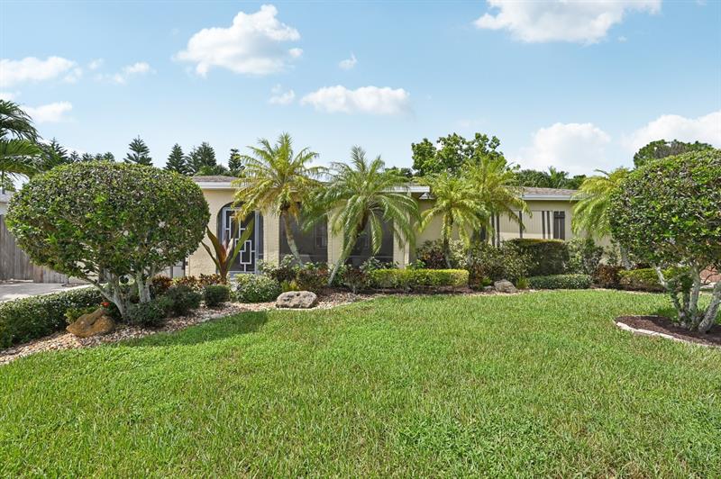 Image 33 of 44 For 4549 Baldric St