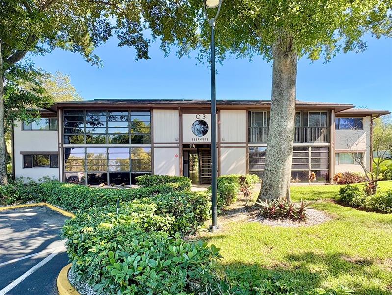 Details for 9988 Belfort Cir  111, Tamarac, FL 33321
